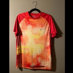 Nike Dri-FIT Short Sleeve Tee